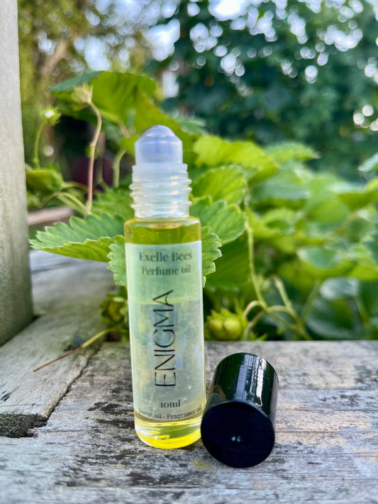 Enigma – Inspired by Baccarat Rouge 540 by Maison Francis Kurkdjian perfume roller